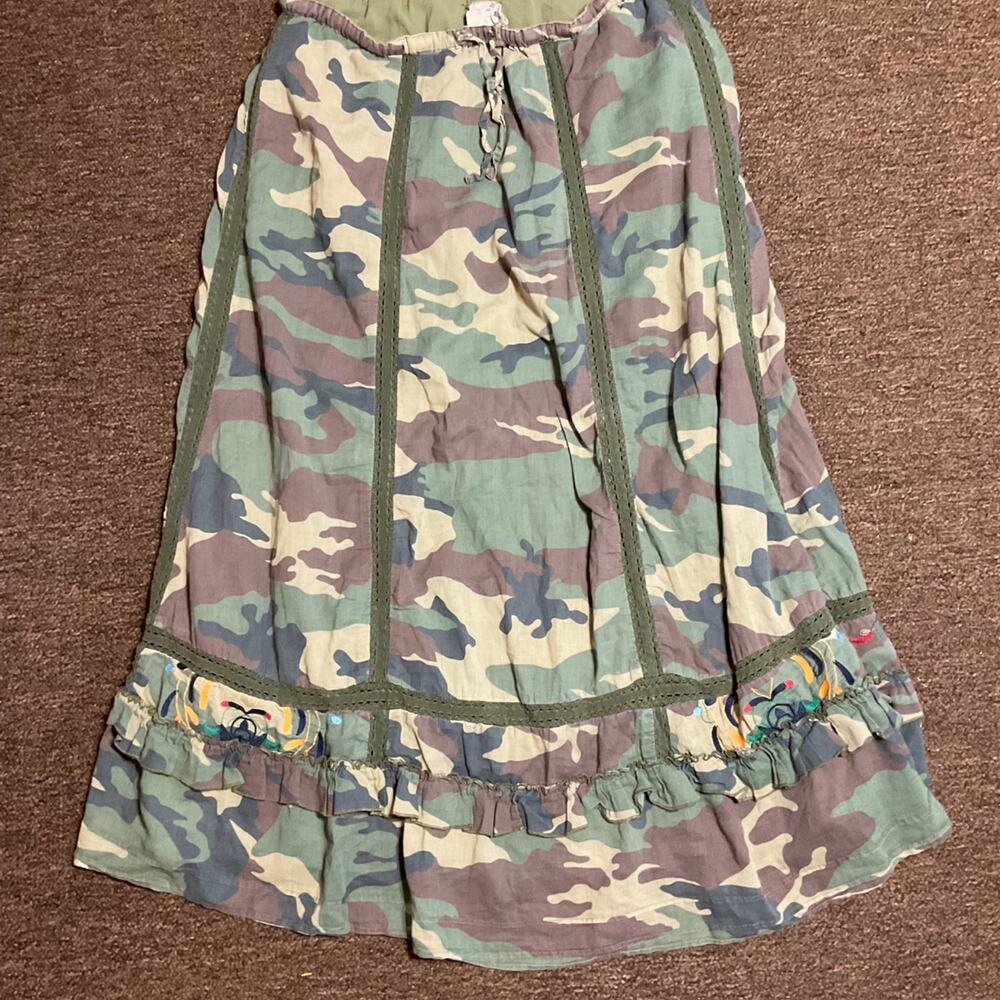 Da Nang Camo Embroidered Skirt